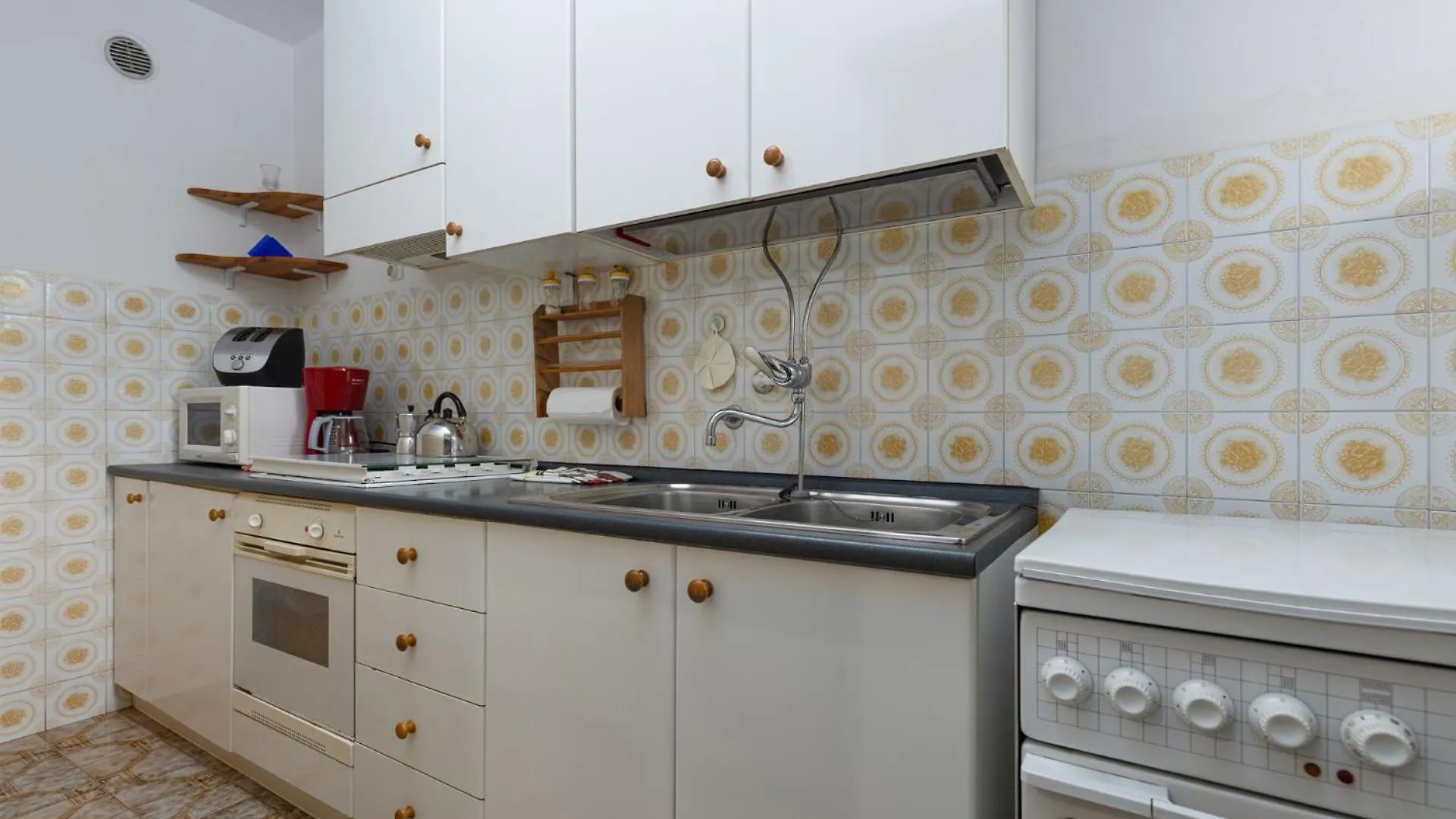 Palman Apartments With Free Parking Poreč