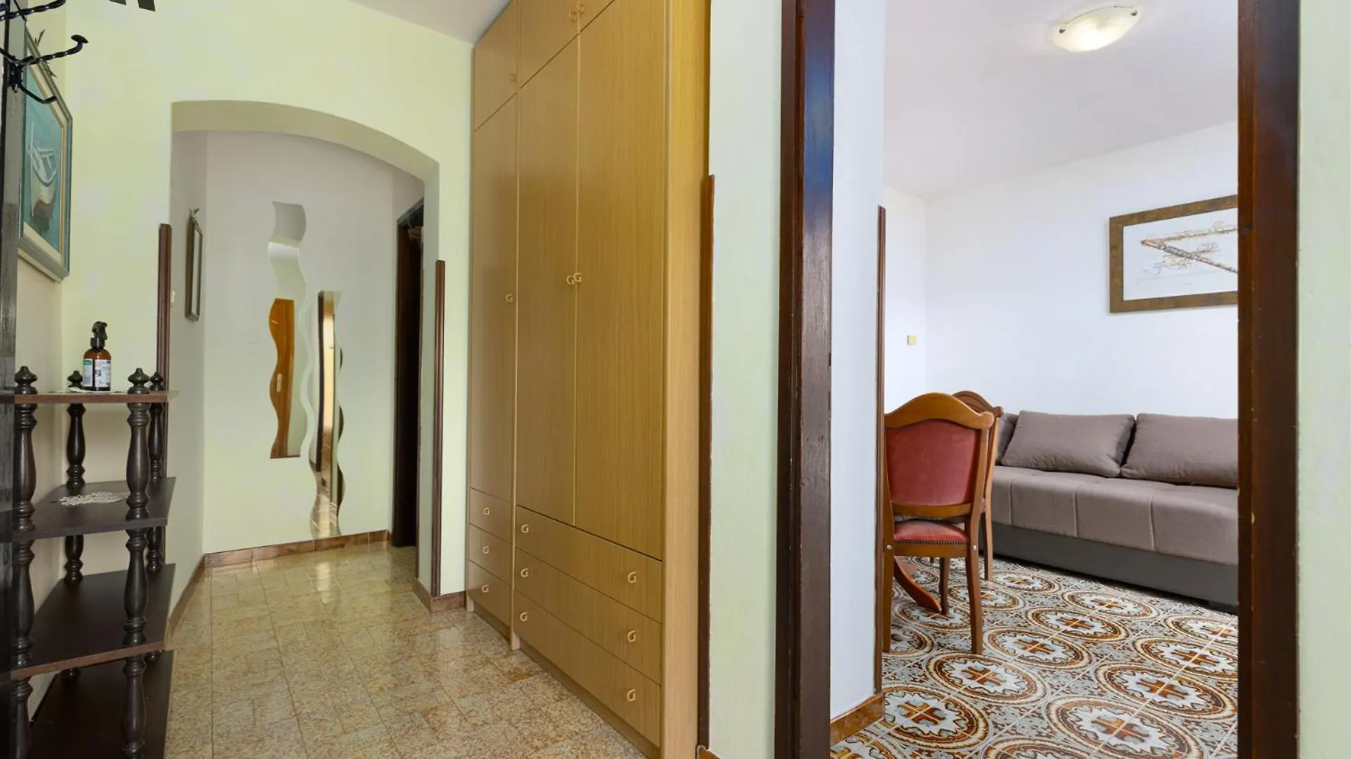 Palman Apartments With Free Parking Poreč