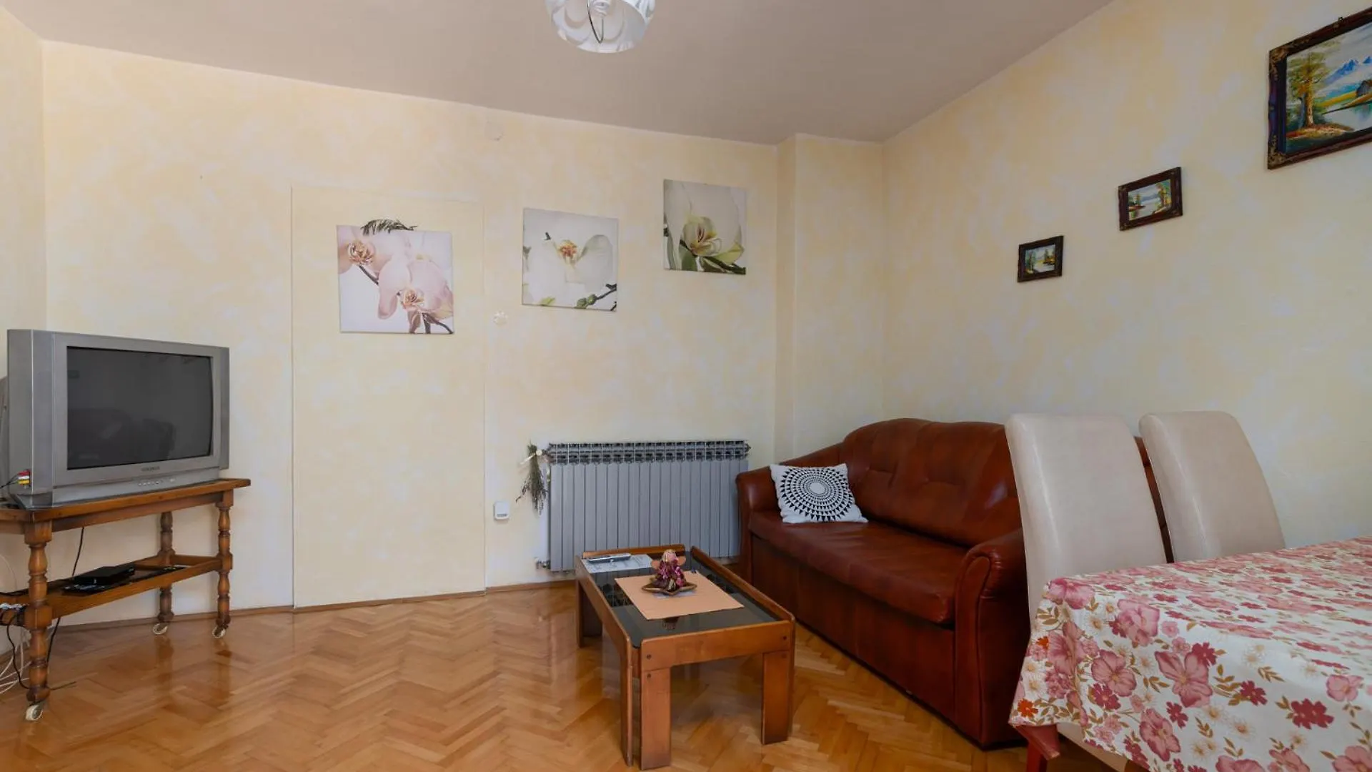 Palman Apartments With Free Parking Poreč